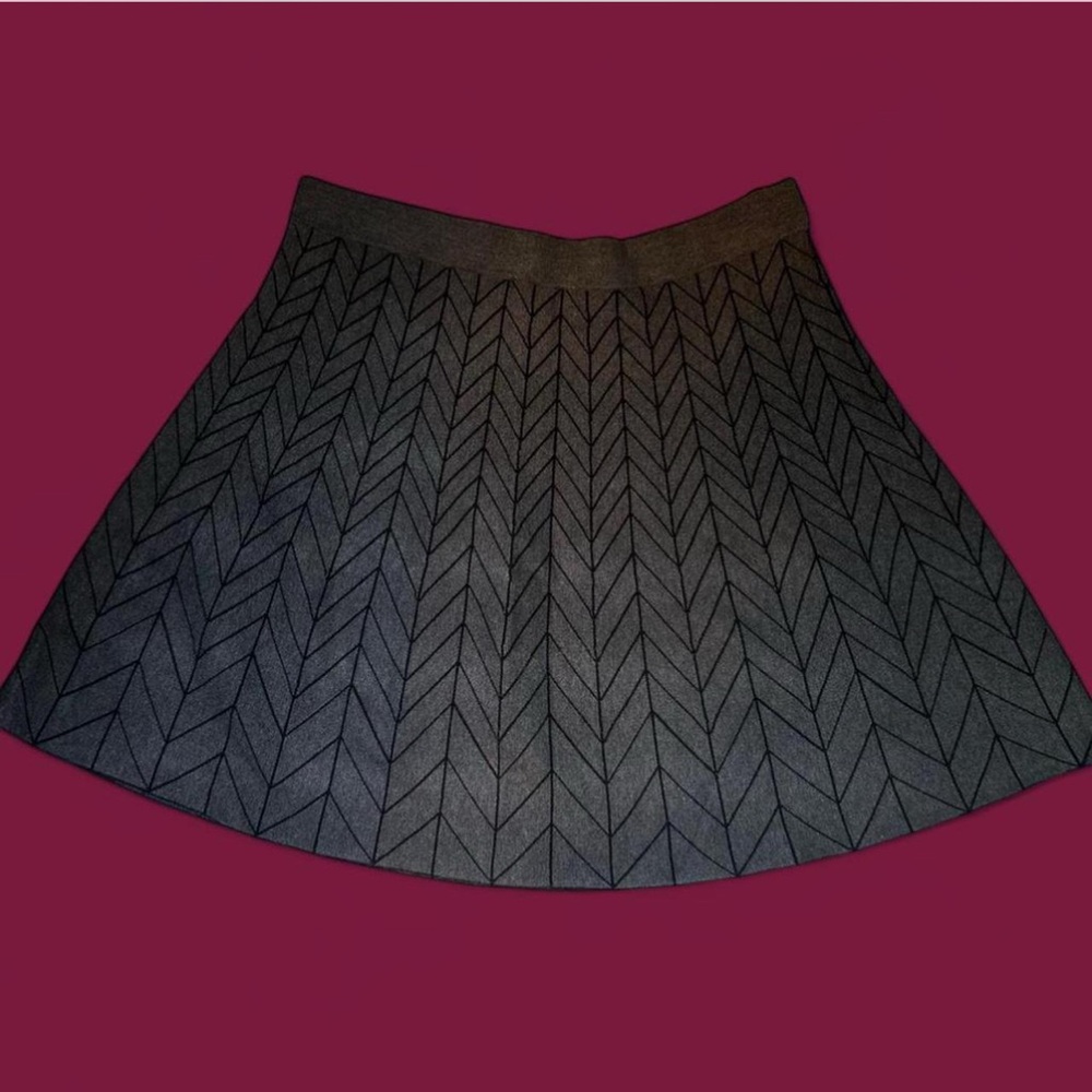 Max Studio Charcoal Chevron A-Line Skirt